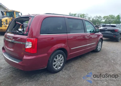 2016 Chrysler Town & Country Touring from USA, damaged, VIN 2C4RC1BG1GR165473